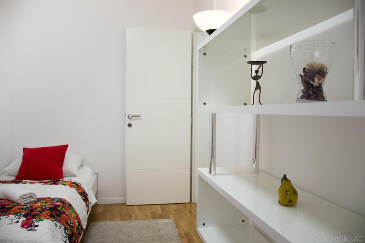West Residence Luxury Apartment- Parking In Garage 자그레브 외부 사진