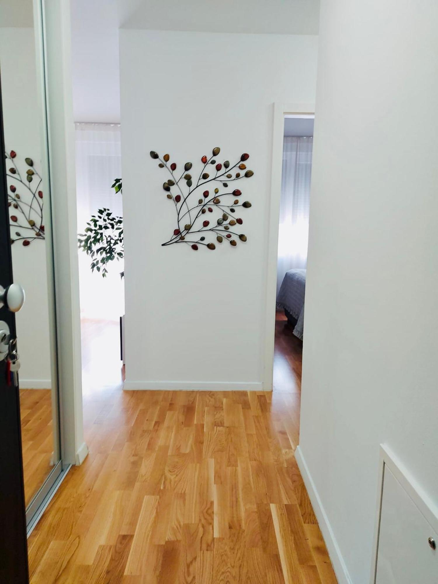 West Residence Luxury Apartment- Parking In Garage 자그레브 외부 사진