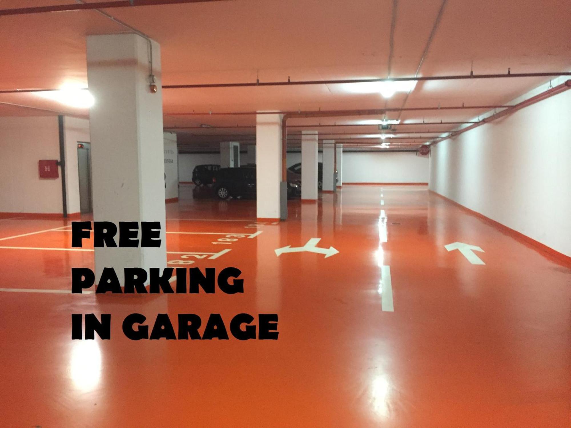 West Residence Luxury Apartment- Parking In Garage 자그레브 외부 사진
